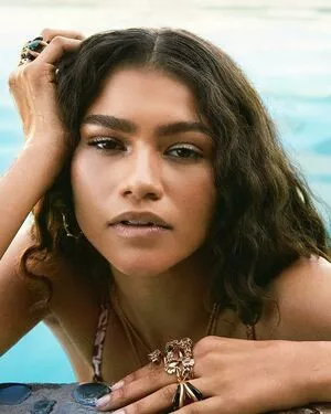 Zendaya / zayarose11 nude photo #3681