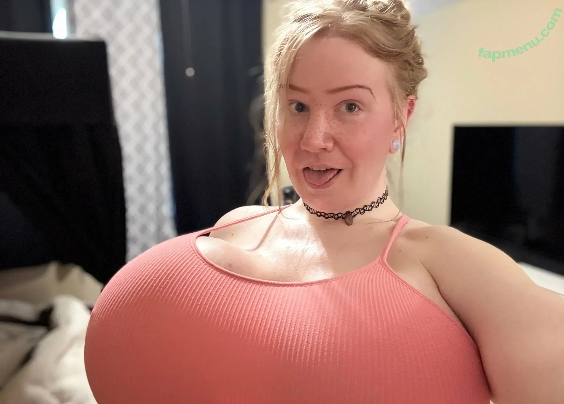 zenizoundszero nude photo #0117 (zeezy3)