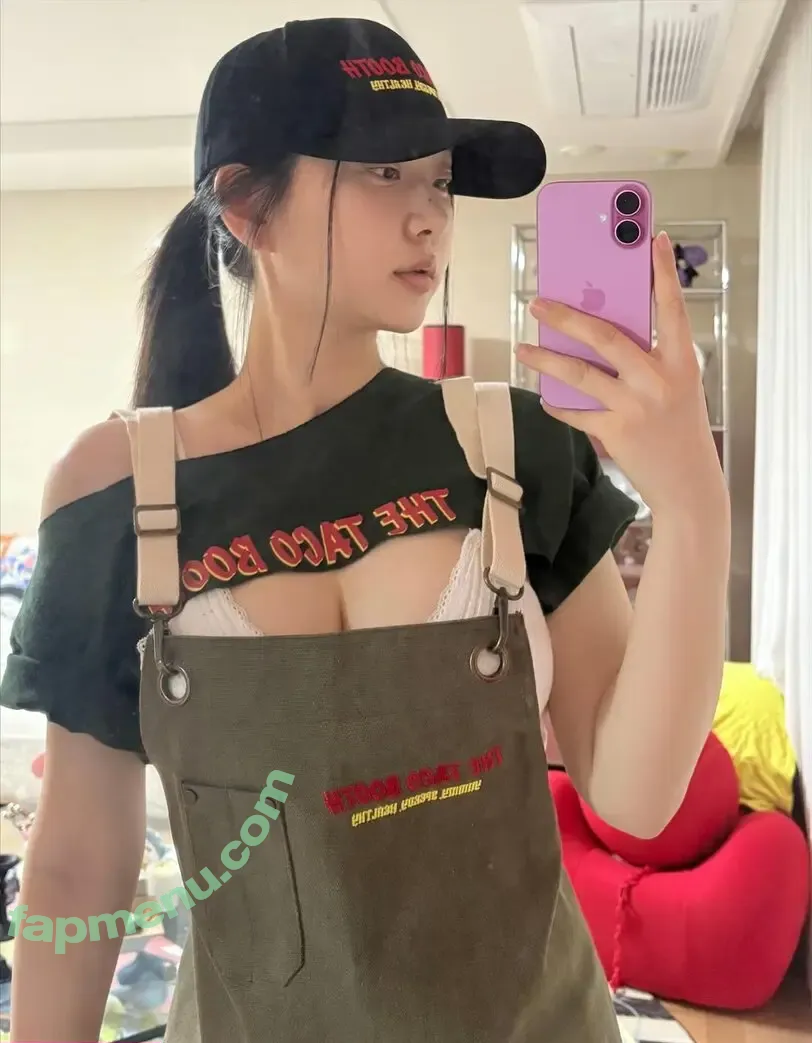 Zenny nude photo #0446 (Shin Jae Eun / love_zennyrt / zennyrt / 신재은)