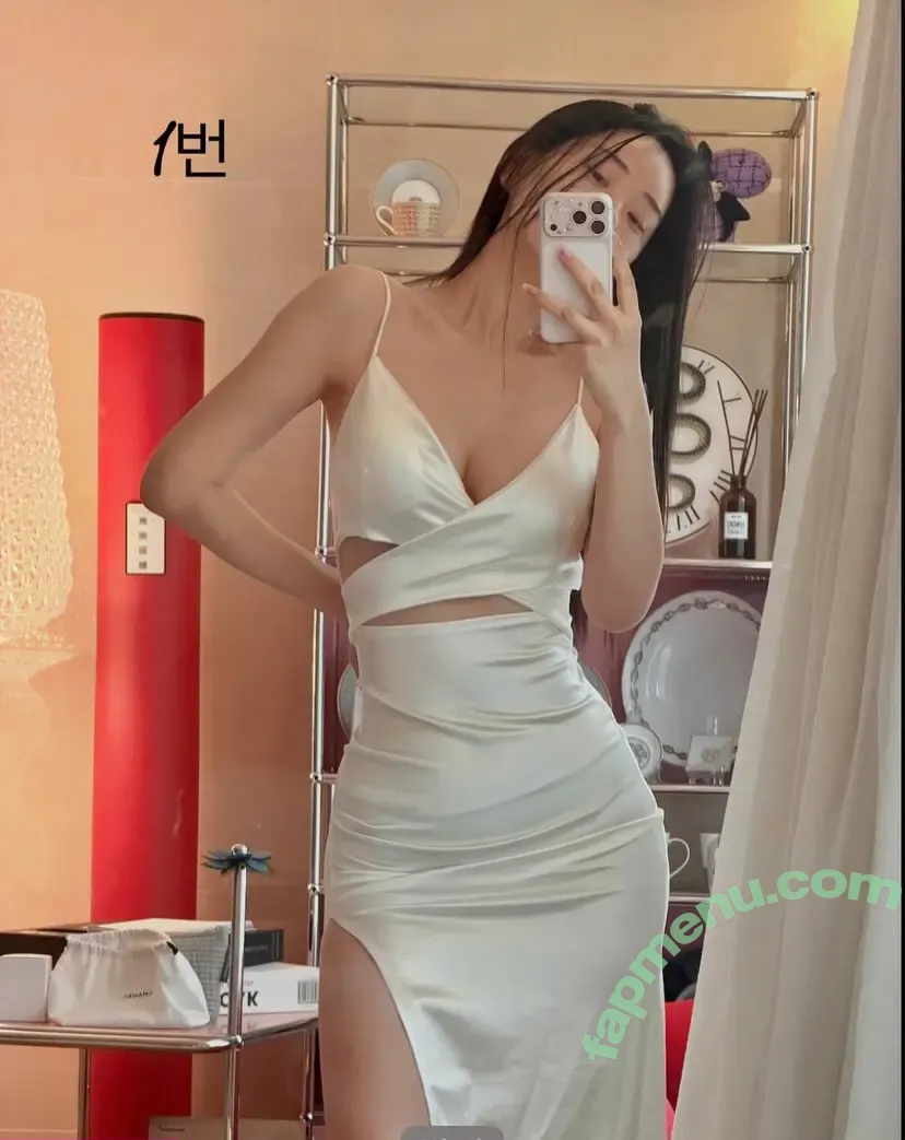 Zenny nude photo #0469 (Shin Jae Eun / love_zennyrt / zennyrt / 신재은)