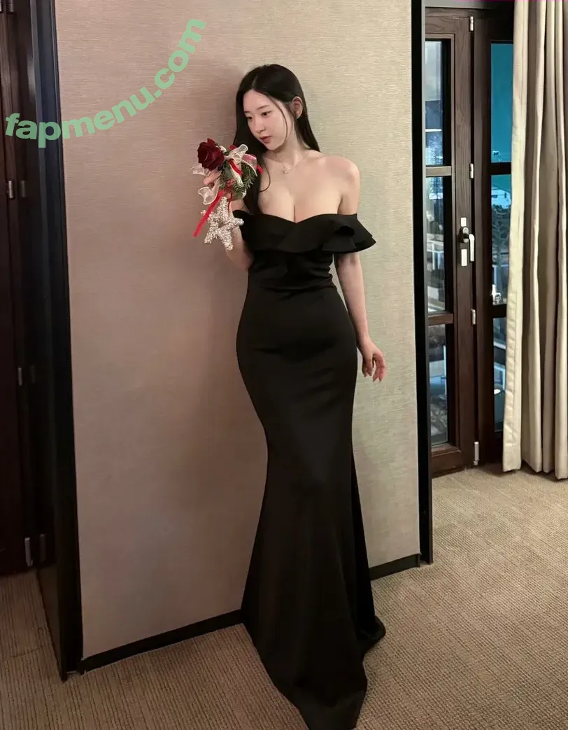 Zenny nude photo #0477 (Shin Jae Eun / love_zennyrt / zennyrt / 신재은)