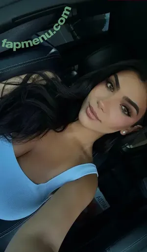 Zenoviajafar nude photo #0030