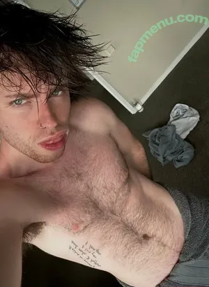  nude photo #0002