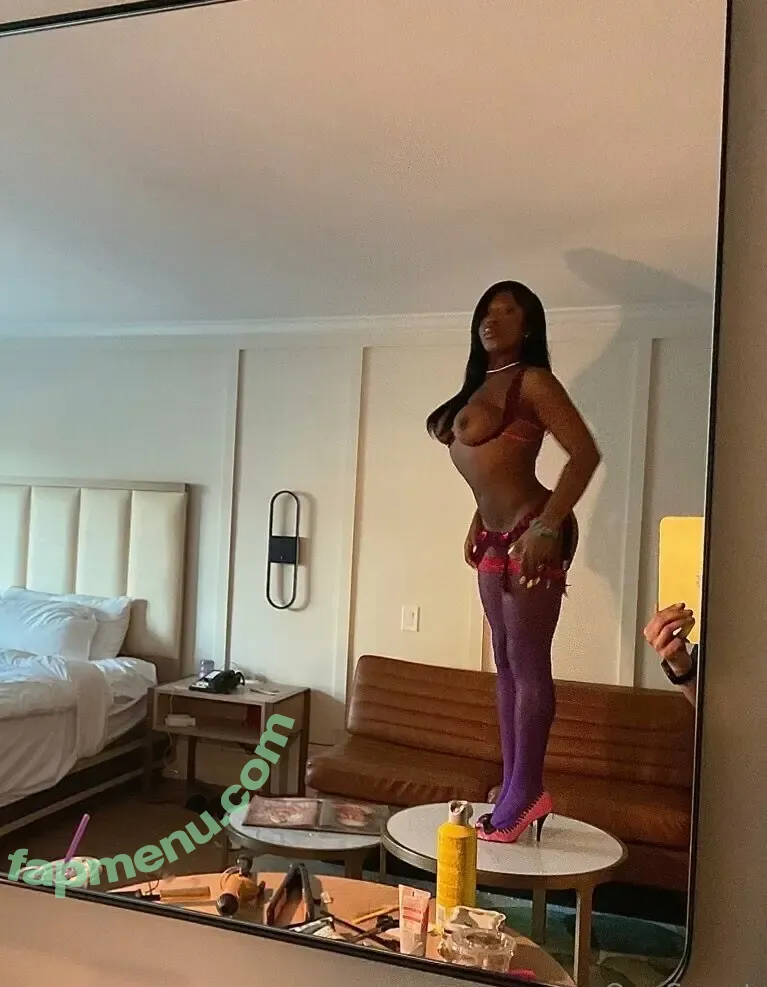 zepkins nude photo #0083 (katanakartel)