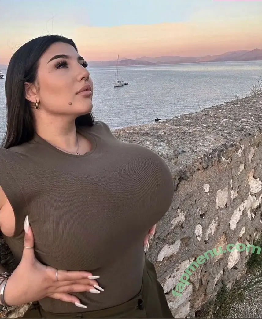 _zetaki nude photo #0010 (Georgia Vergetzi / zeta.vergetzi)