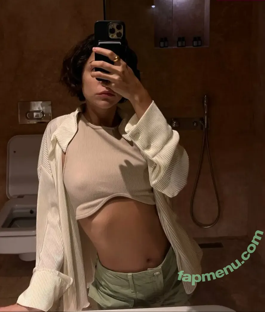 Zeynep Çağıs nude photo #0014 (Zeynep Çağıs)