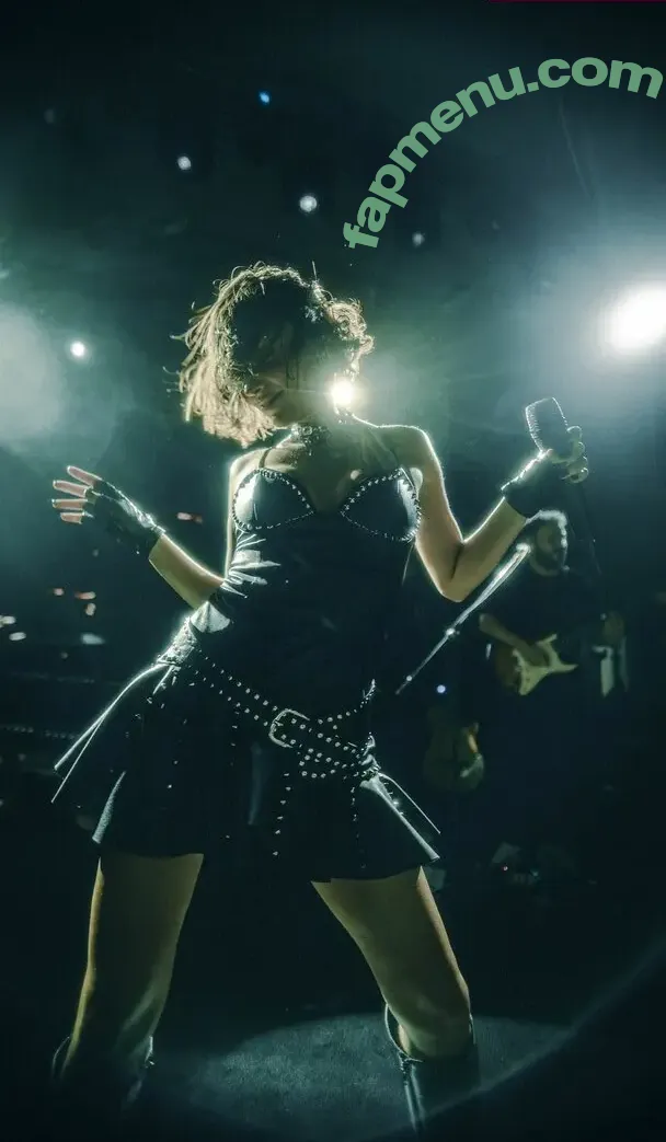 Zeynep Bastık nude photo #0127 (zeynepbastik / zeynepbastkfanclub)