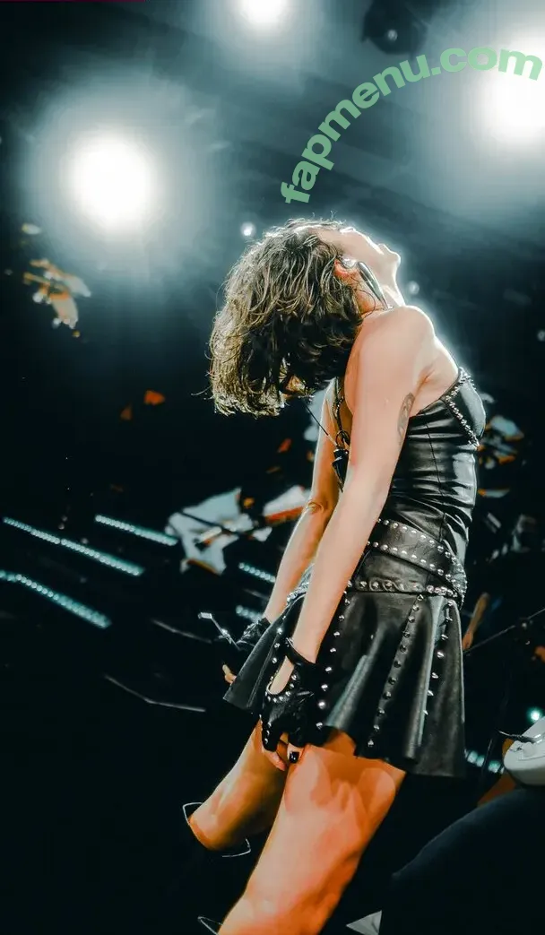 Zeynep Bastık nude photo #0128 (zeynepbastik / zeynepbastkfanclub)