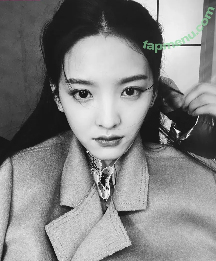Zhang Ruonan nude photo #0005 (zhangruonannan / 章若楠)