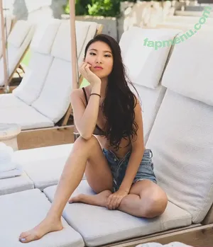 Zhangsta.io nude photo #0035