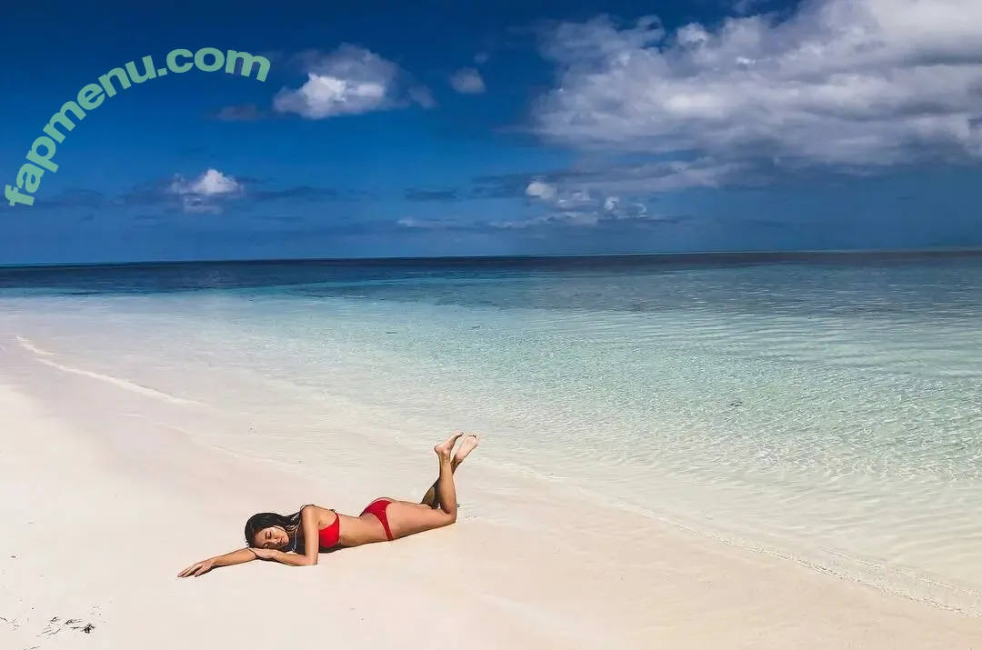 Zhangsta.io nude photo #0038 (Zhangsta.io)