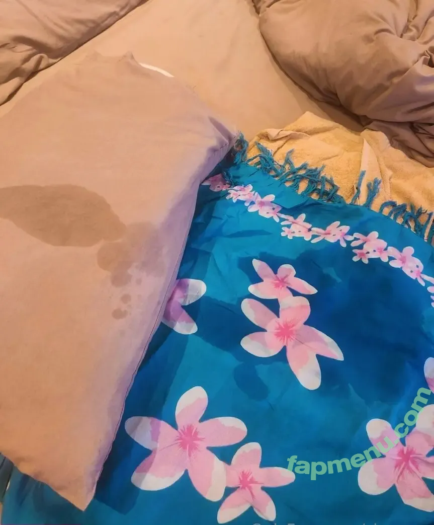 zhxoxau nude photo #0006 (zoehunterxox)