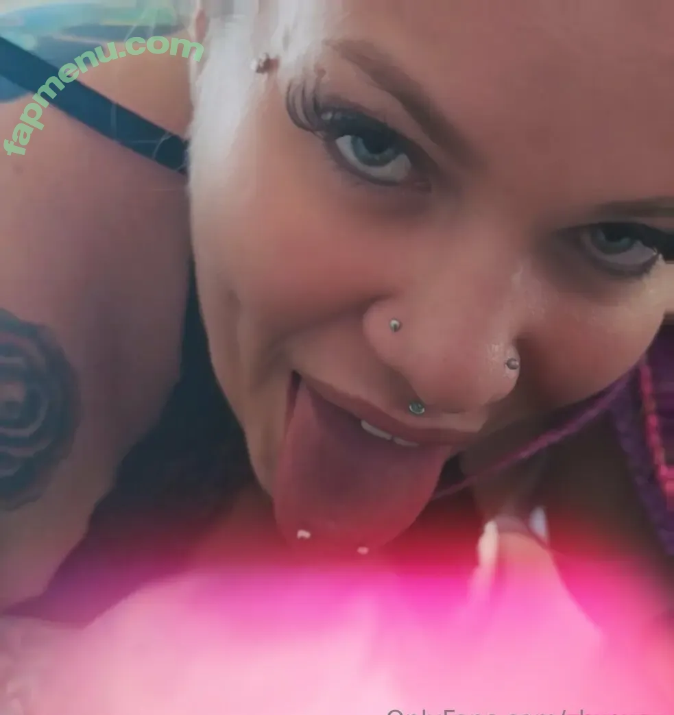 zhxoxau nude photo #0022 (zoehunterxox)