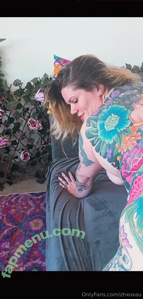 zhxoxau nude photo #0032 (zoehunterxox)
