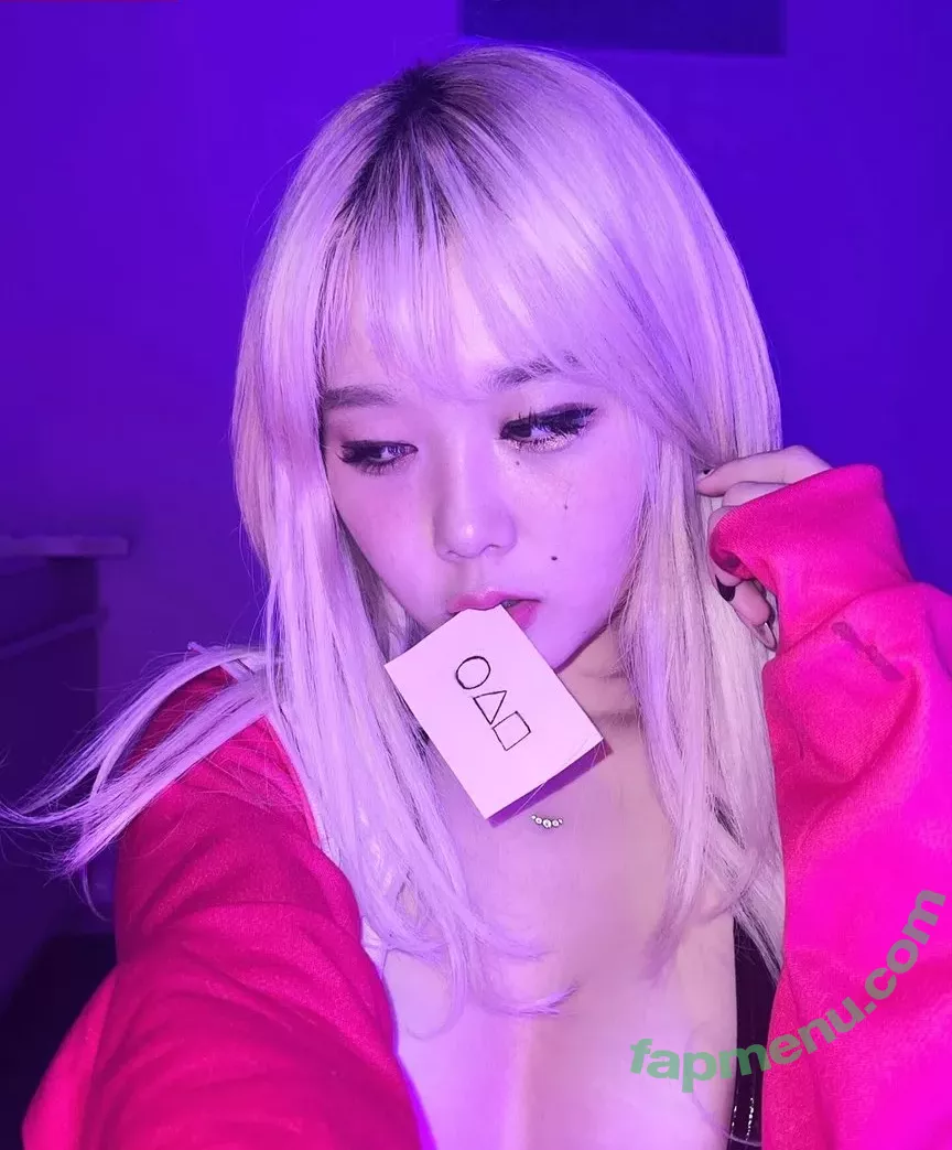 zia_kwon nude photo #0014 (zia__kwon / zia_kwon3rd)