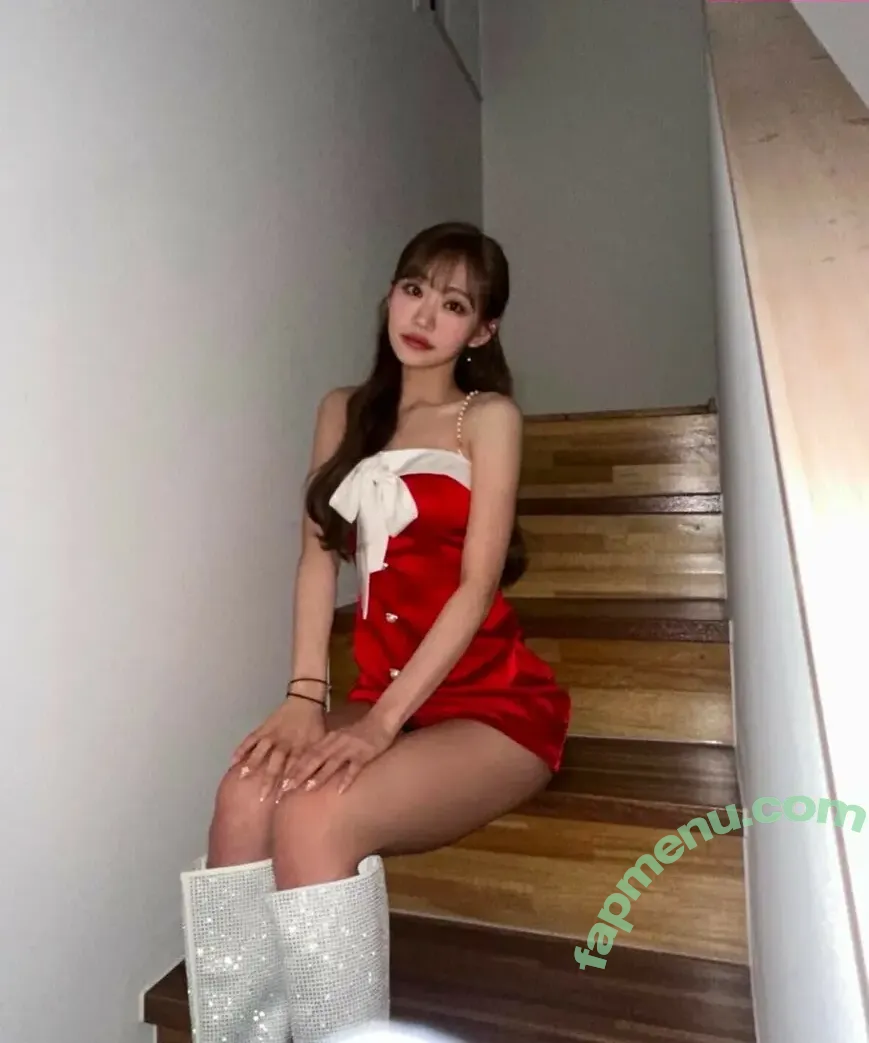 zia0_0v nude photo #0211 (Girl Crush Kpop)