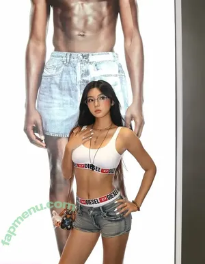 zigechez / 紫格 nude photo #0023