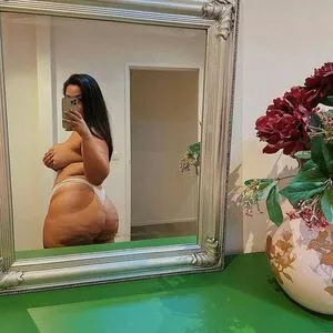 Zina Hadid / moroccanzina_ / therealzinax / zinahadid nude photo #0164