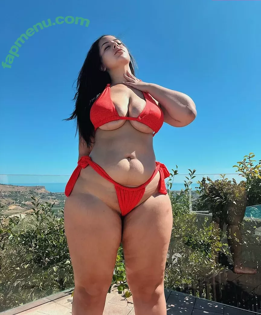 Zina Hadid nude photo #0089 (moroccanzina_ / therealzinax / zinahadid)