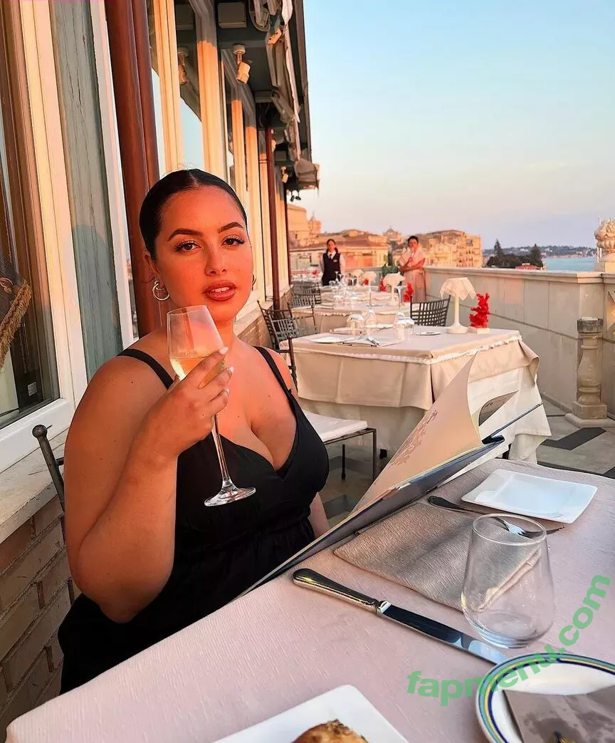 Zina Hadid nude photo #0099 (moroccanzina_ / therealzinax / zinahadid)