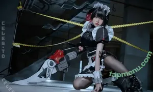 ZinieQ / zinieqcute / 𝐙𝐢𝐧𝐢𝐞𝐐 nude photo #0727