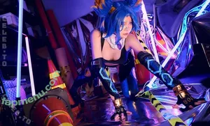 ZinieQ / Zinieqcosplayer / zinieqcute nude photo #0867