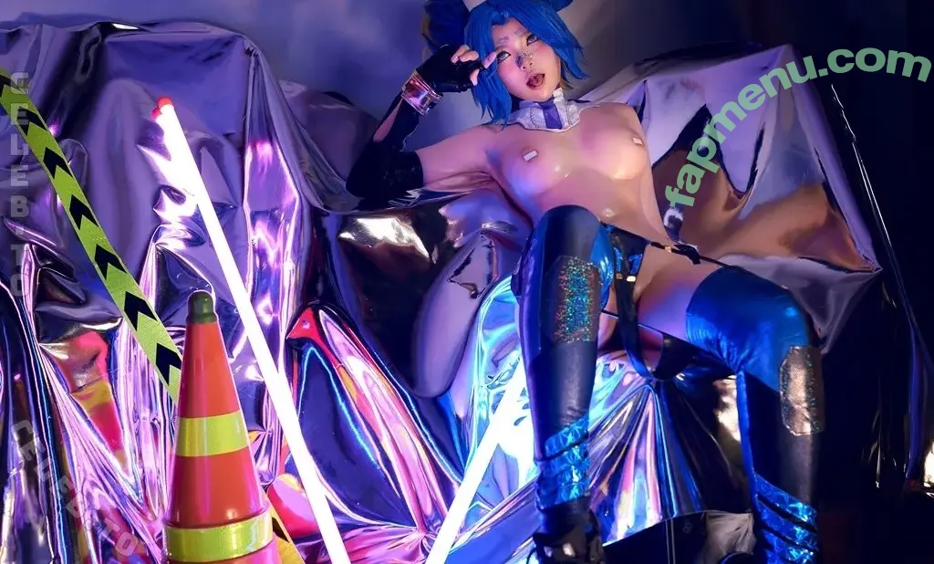 ZinieQ nude photo #0892 (Zinieqcosplayer / zinieqcute)