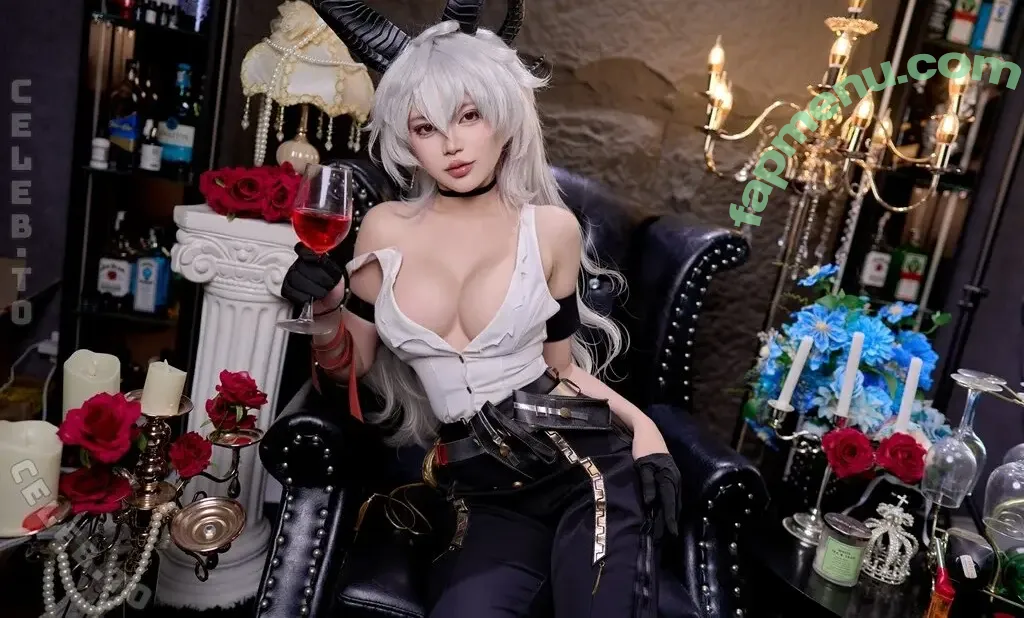 ZinieQ nude photo #0908 (Zinieqcosplayer / zinieqcute)