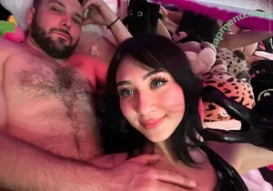Zirakillz / x_aortiz nude photo #0058