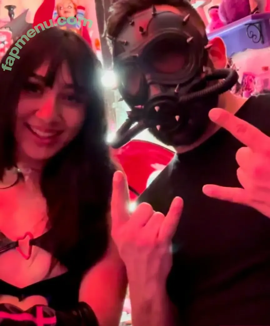 Zirakillz nude photo #0071 (x_aortiz)