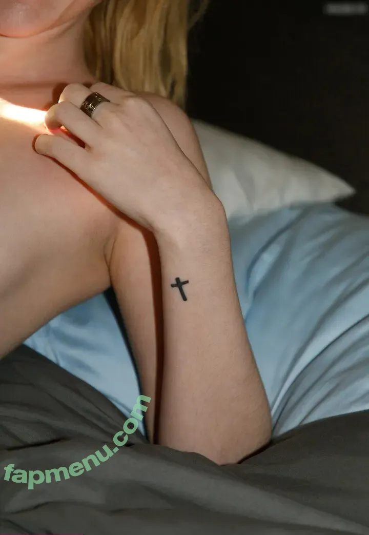 Zishy nude photo #8671 (mollycarlson1 / zishylives)