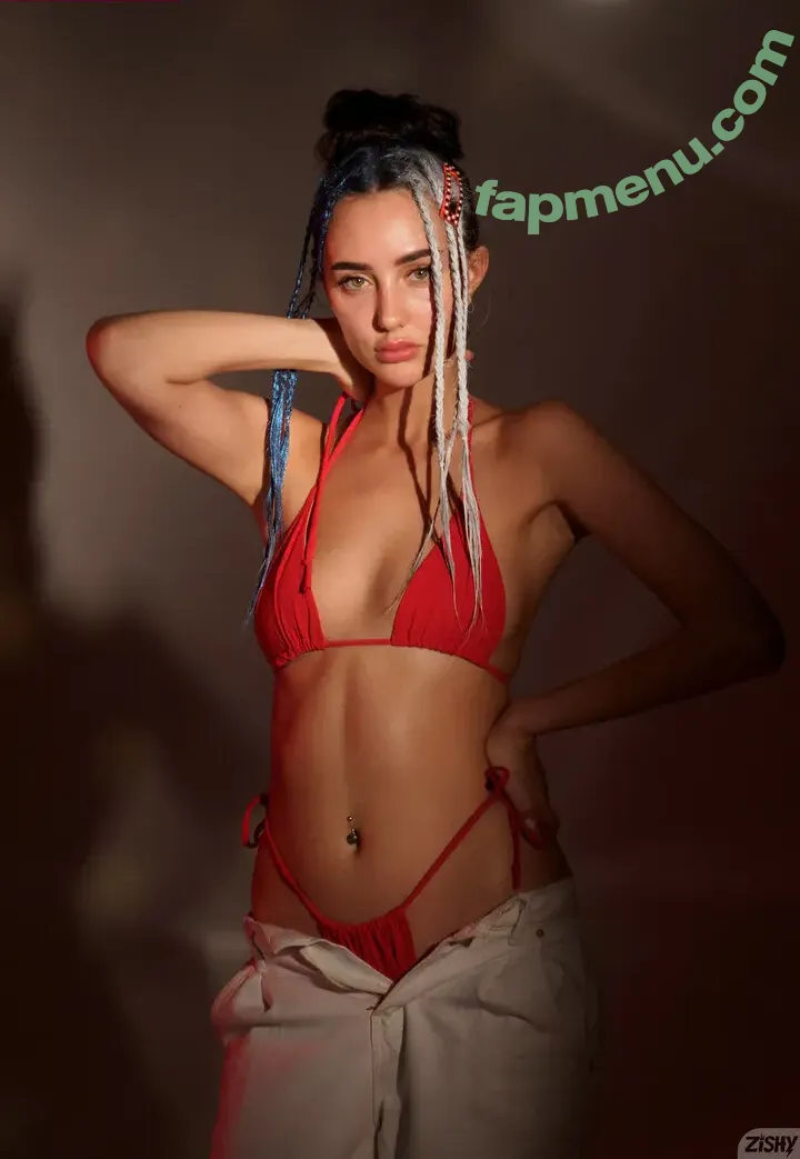 Zishy nude photo #8849 (mollycarlson1 / zishylives)