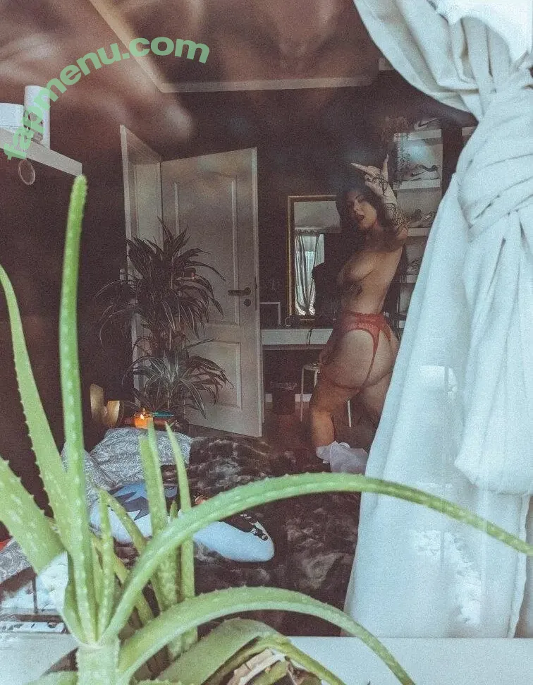 ziya.mrnwsk nude photo #0058 (m0rticia.666 / m0rticiahatake)