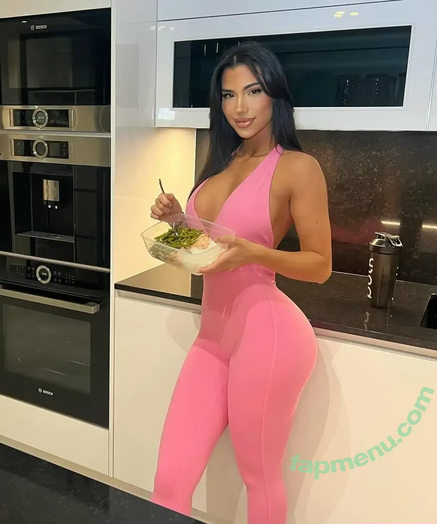 Ziyartist nude photo #0002 (Ziyartist)