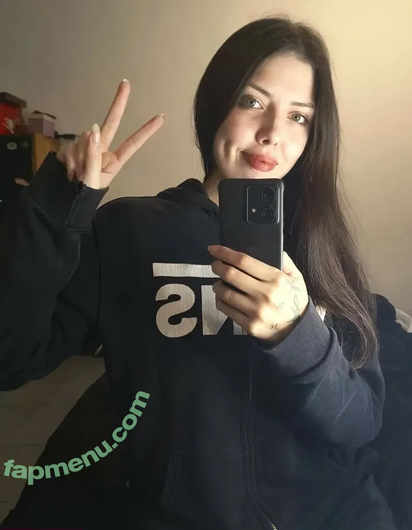 zkarlet nude photo #0002 (_zkarlet / zkarlet_elamordetuvida / zkarlett_)