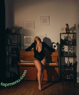 zla.vaanda / Zlata / milana_mimimi / Злата nude photo #0004