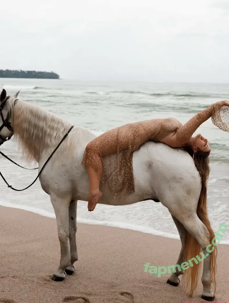 zla.vaanda nude photo #0005 (Zlata / milana_mimimi / Злата)