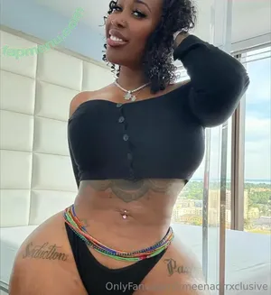 zmeenaorrxclusive / zmeenaorr nude photo #0006