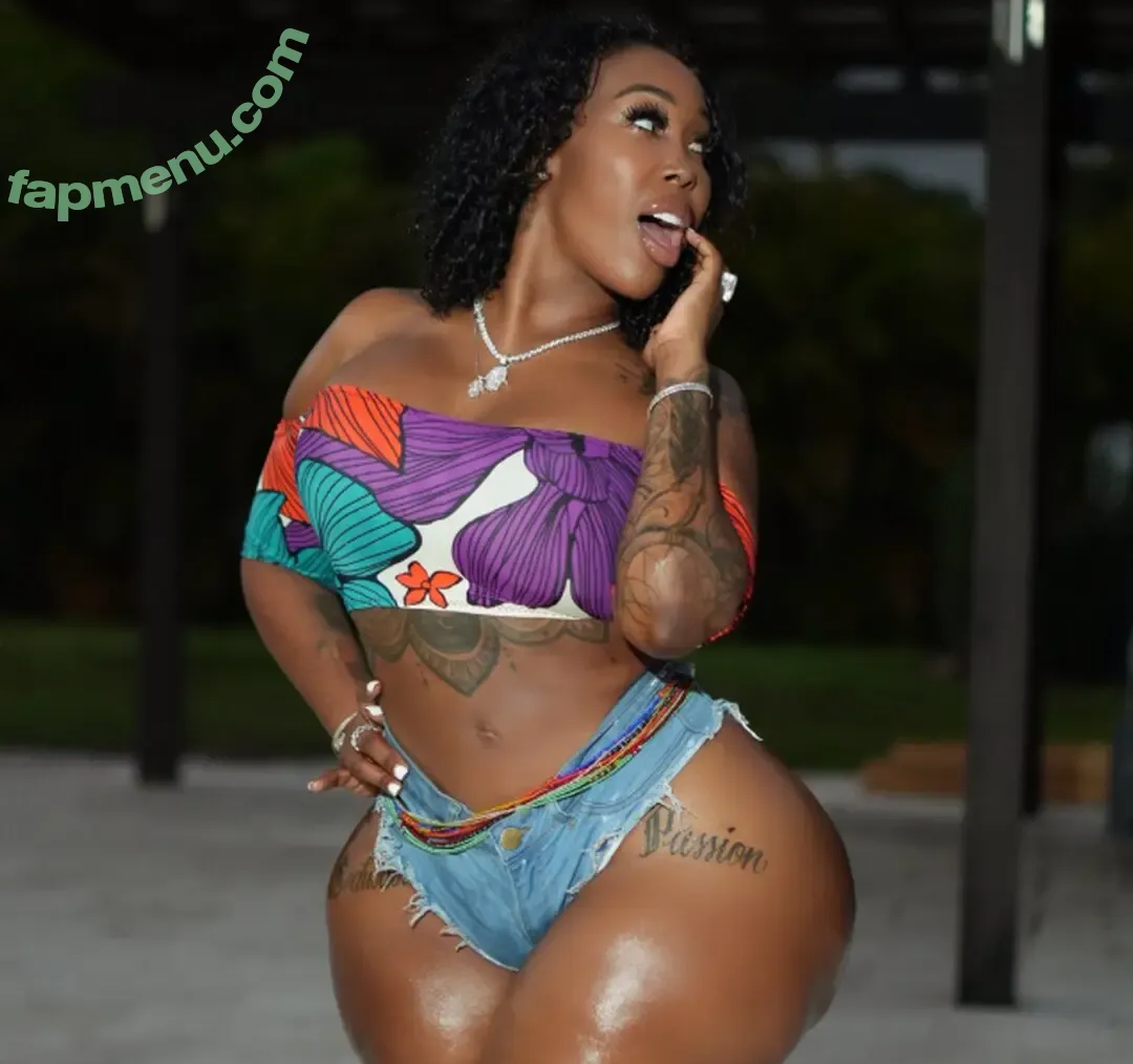 zmeenaorrxclusive nude photo #0059 (zmeenaorr)