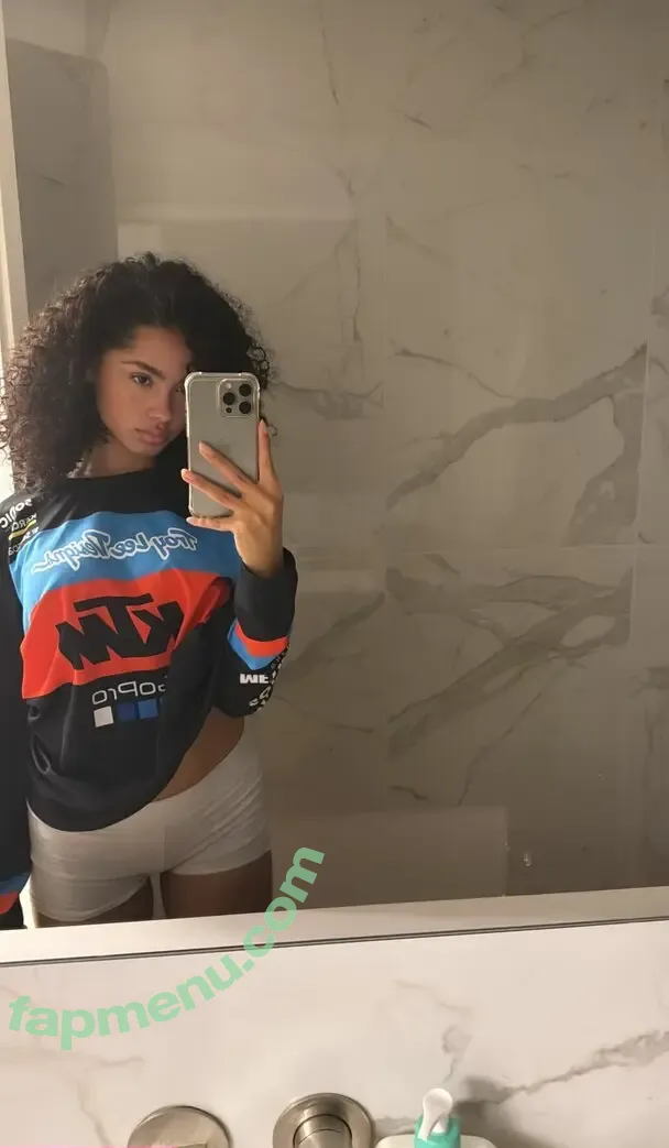 Znefer_ nude photo #0017 (Majel Udjate)