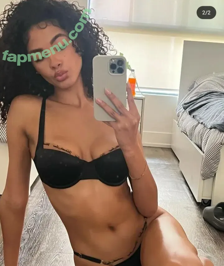 Znefer_ nude photo #0032 (Majel Udjate)