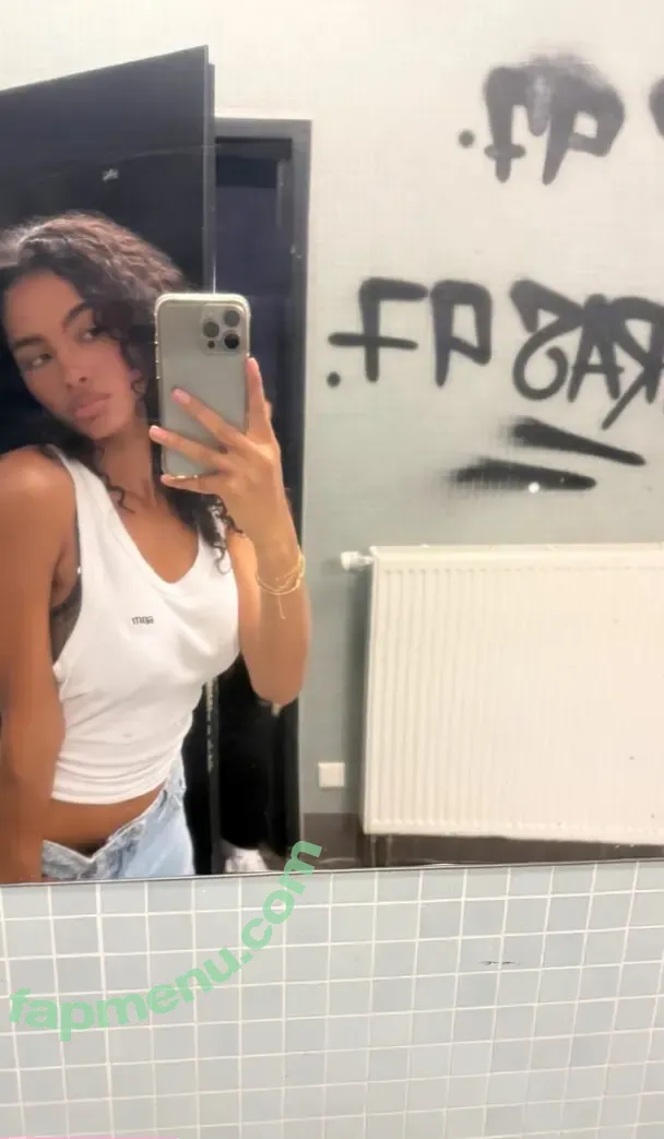 Znefer_ nude photo #0039 (Majel Udjate)