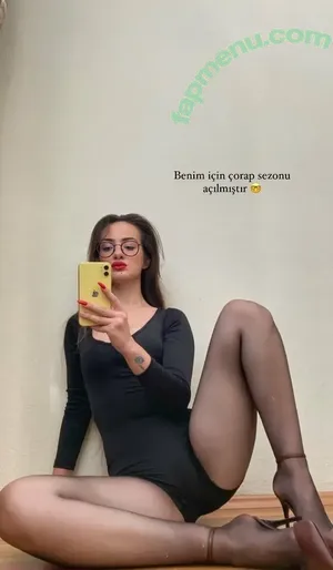  nude photo #0001