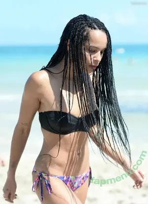 Zoë Kravitz / zoeisabellakravitz nude photo #0148