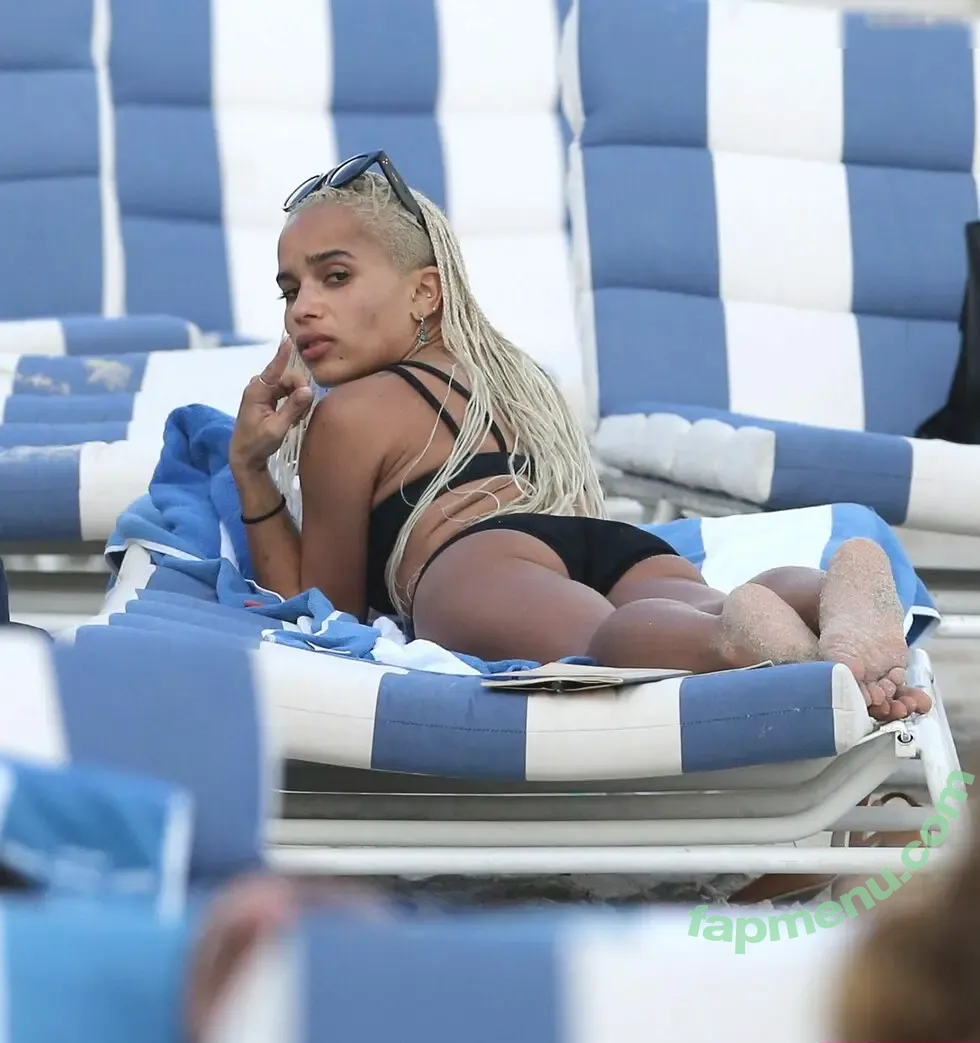 Zoë Kravitz nude photo #0010 (zoeisabellakravitz)