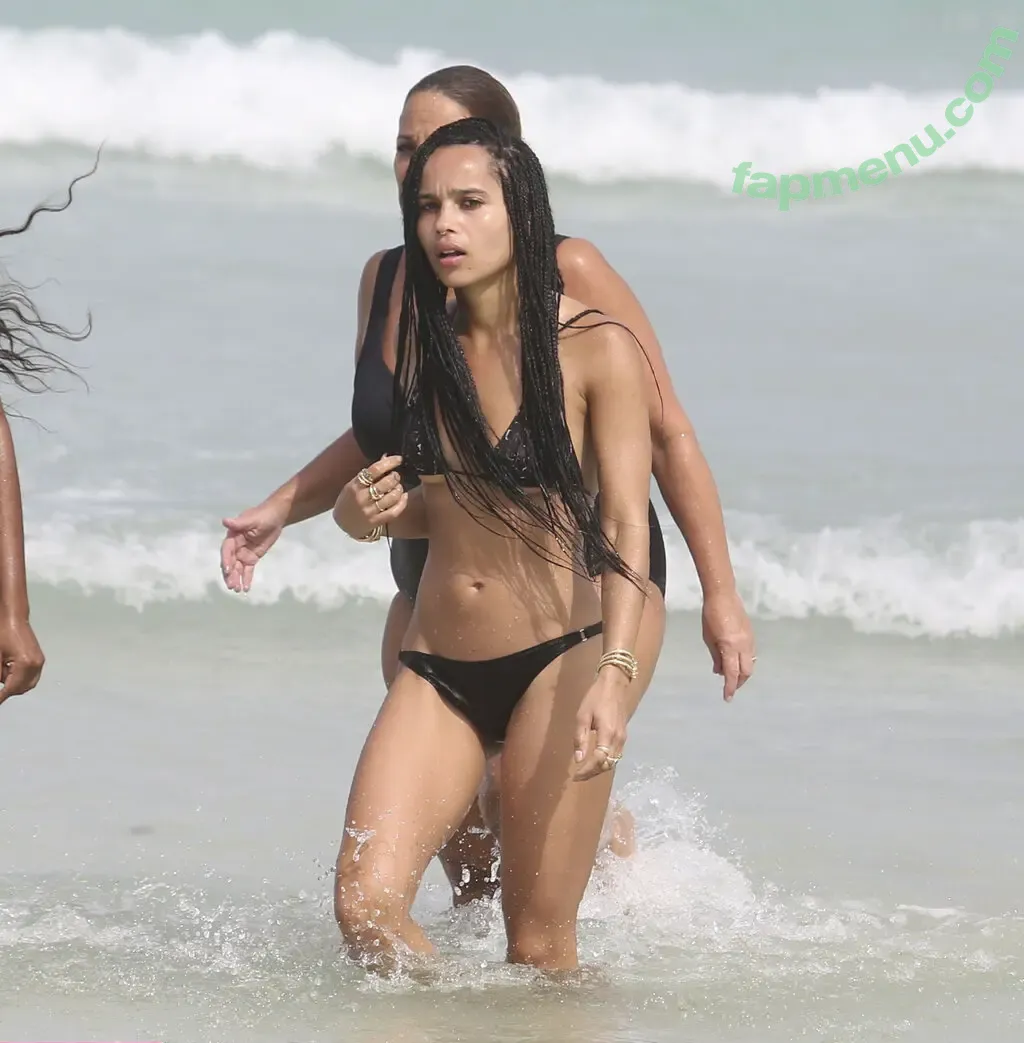 Zoë Kravitz nude photo #0050 (zoeisabellakravitz)