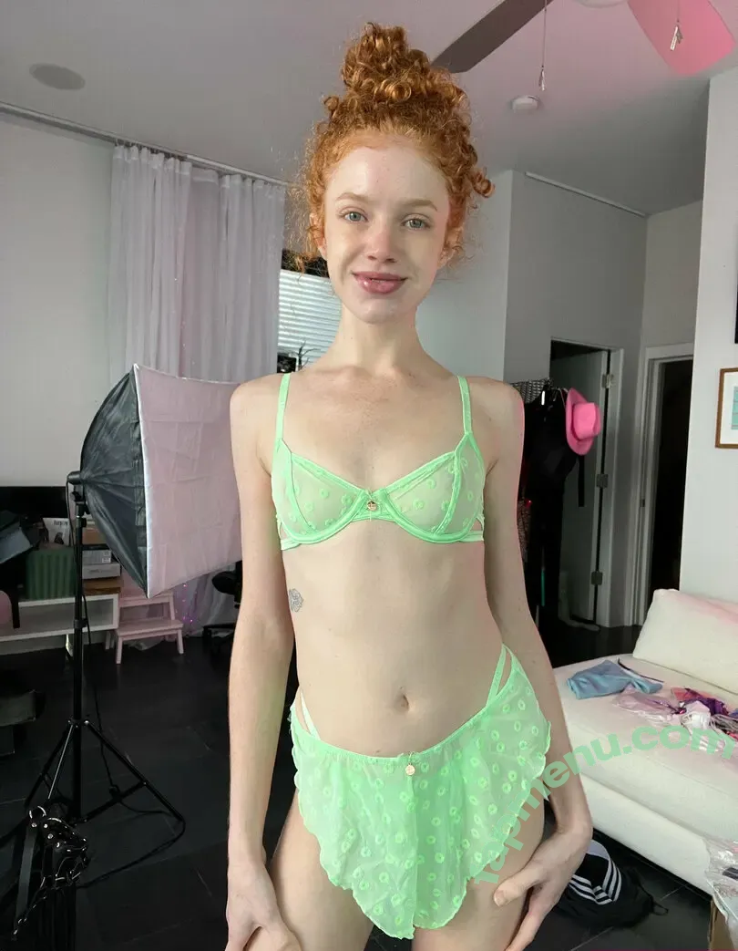 Zoe Canbebought nude photo #0023 (canbbought / canbebought)