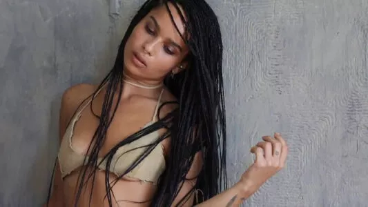 Zoe Kravitz / zoeisabellakravitz nude photo #0252