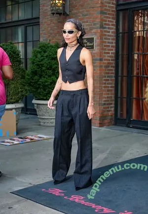 Zoe Kravitz / zoeisabellakravitz nude photo #0466