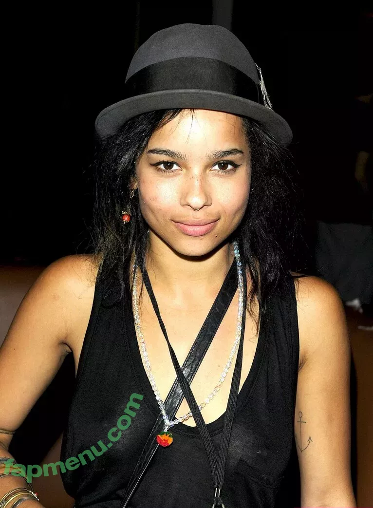 Zoe Kravitz nude photo #0232 (zoeisabellakravitz)